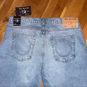 True Religion Ricky. Relaxed Straight Jeans